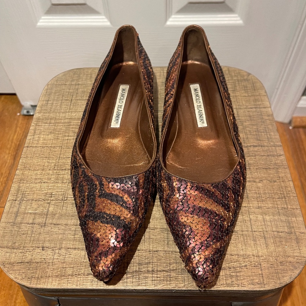 MANOLO BLAHNIK Size 7 Copper TIGER Sequin Ballet Flats Shoes 37